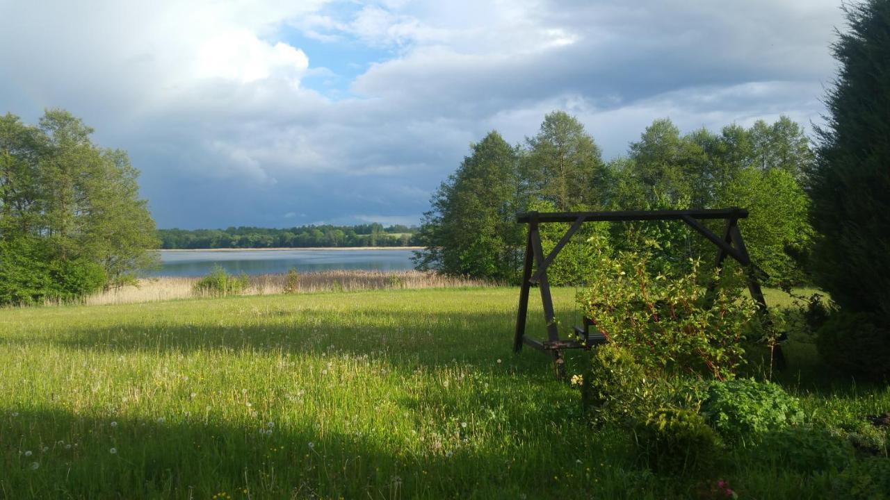 Domki Nad Jeziorem "Polwysep Suryty" Екстериор снимка